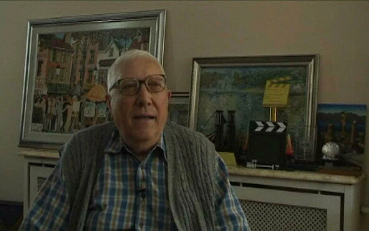 Yönetmen Mehmet Ekrem Dinler hayatını kaybetti